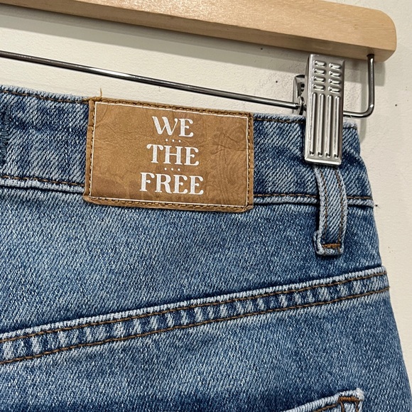 Free People We The Free The Pacifica  High Rise Straight Leg Light wash Jeans 26 - Picture 14 of 14